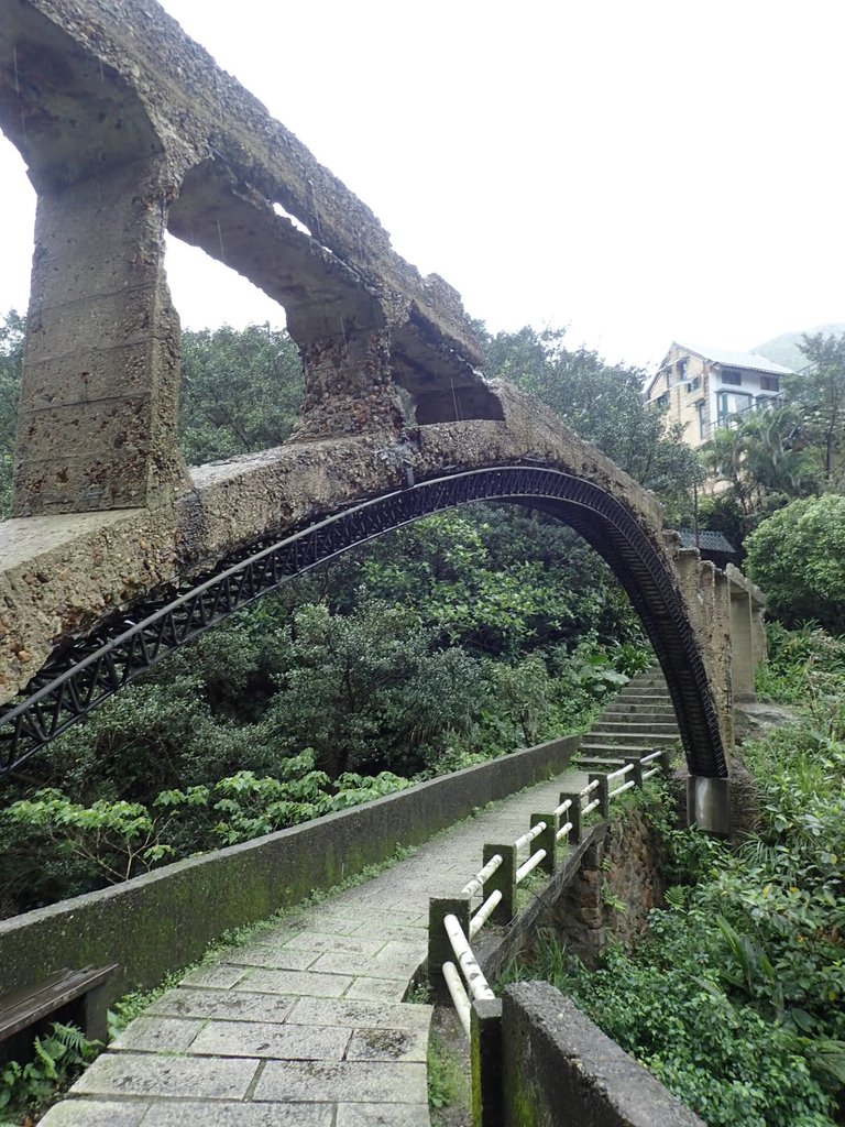 P3240587.JPG - 金瓜石之  外九份溪圳橋