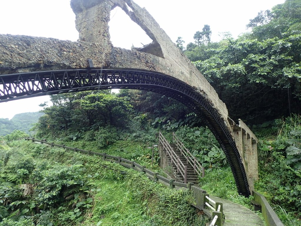 P3240599.JPG - 金瓜石之  外九份溪圳橋