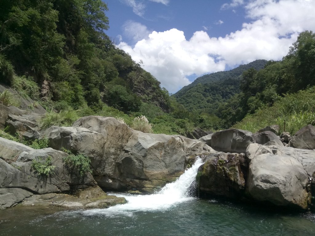 DSC_9572.JPG - 泰安  水雲瀑布  (未竟)