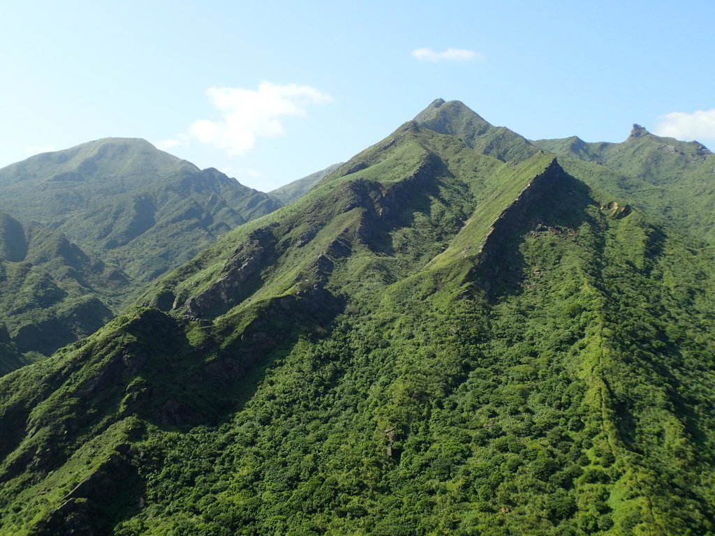 PA104828.JPG - 秋晴  南子吝山  登龍尾坪