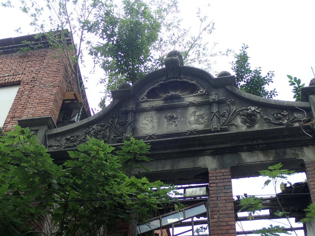 PA100529.JPG - 散步---  大稻埕  歷史街屋