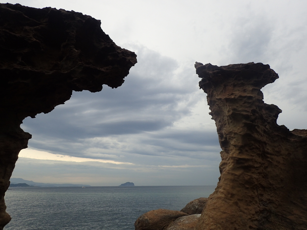 P6221039.JPG - 瑞芳  哩咾海岸  奇岩之美