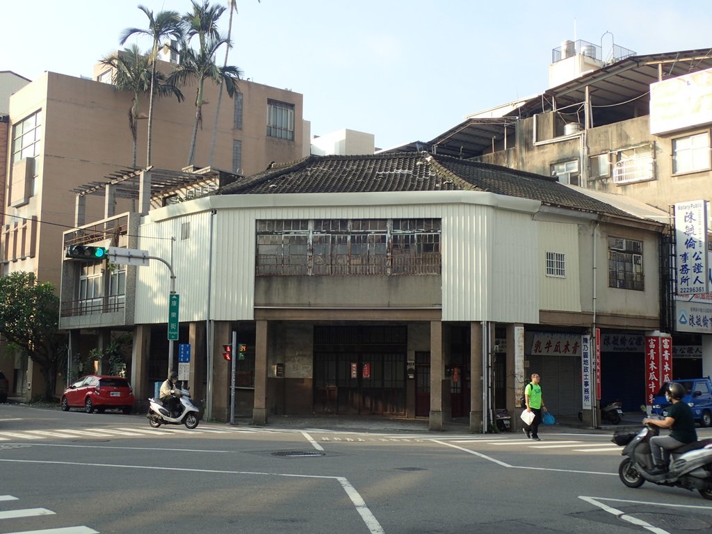 P4306348.JPG - 台中  街屋建築巡禮  02