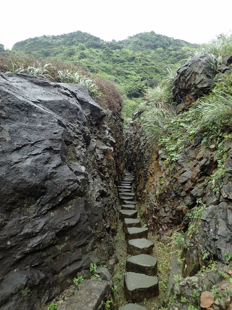 P3240555.JPG - 金瓜石之  內九份溪圳橋