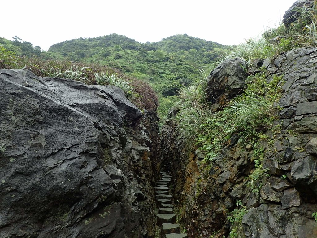 P3240557.JPG - 金瓜石之  內九份溪圳橋