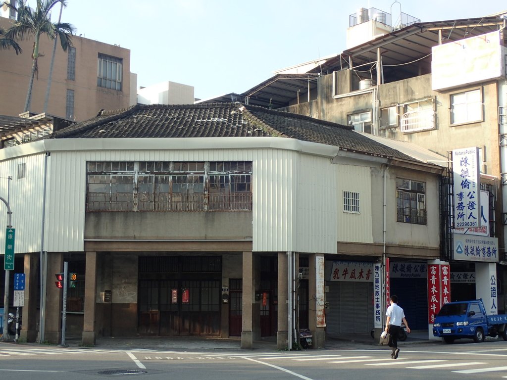 P4306349.JPG - 台中  街屋建築巡禮  02