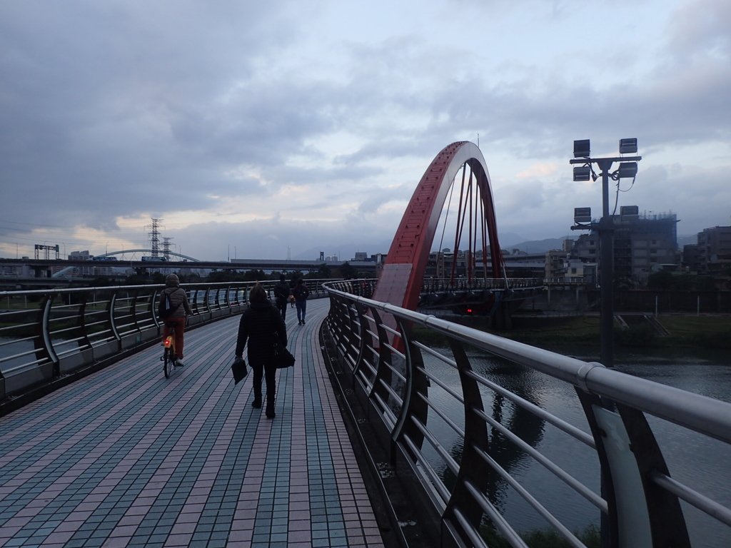 P1264220.JPG - 松山  彩虹橋之夜