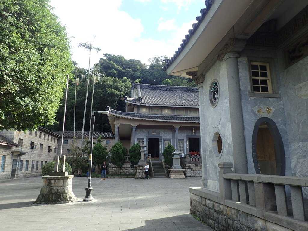 PB300483.JPG - 中和  圓通禪寺  建築之美