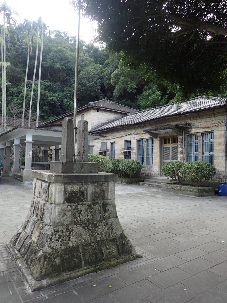 PB300492.JPG - 中和  圓通禪寺  建築之美