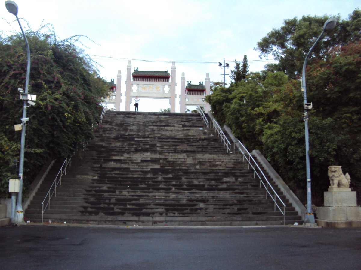 DSC05342.JPG - 高雄神社遺跡  (忠烈祠)