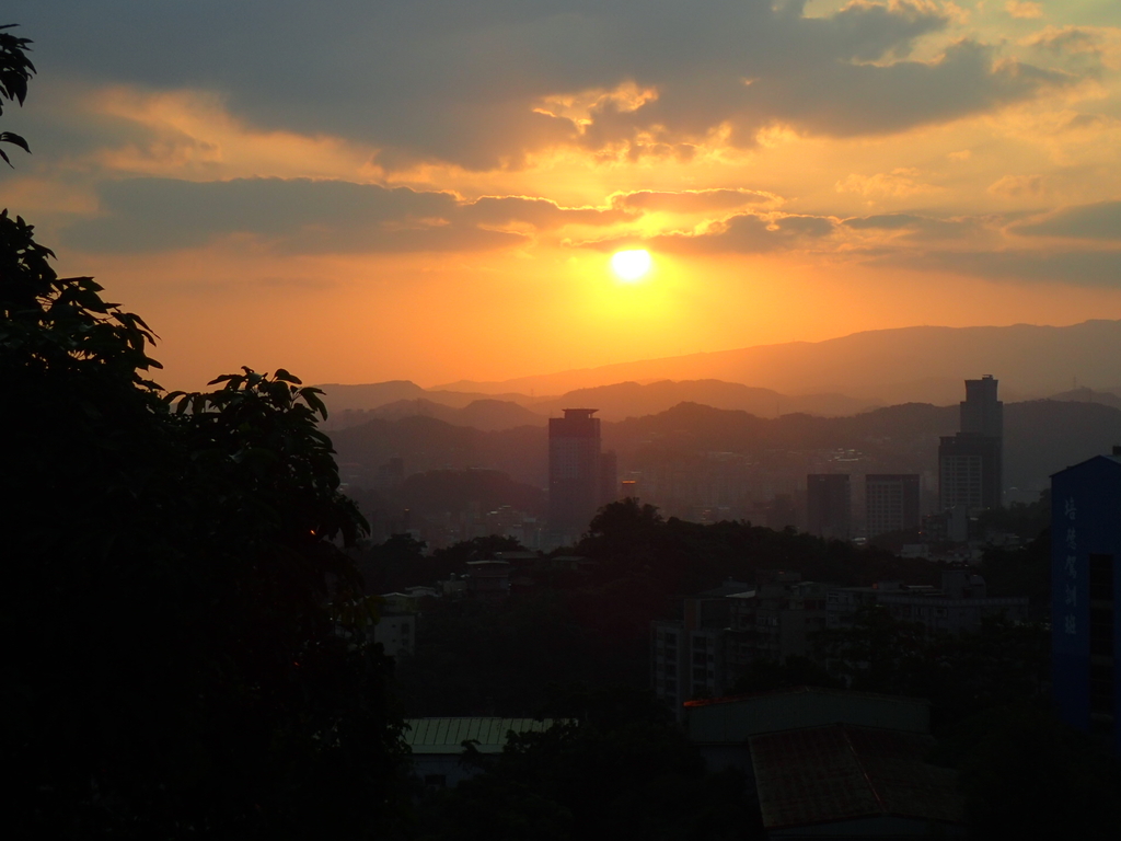 P9309291.JPG - 基隆  圓窗領夕照