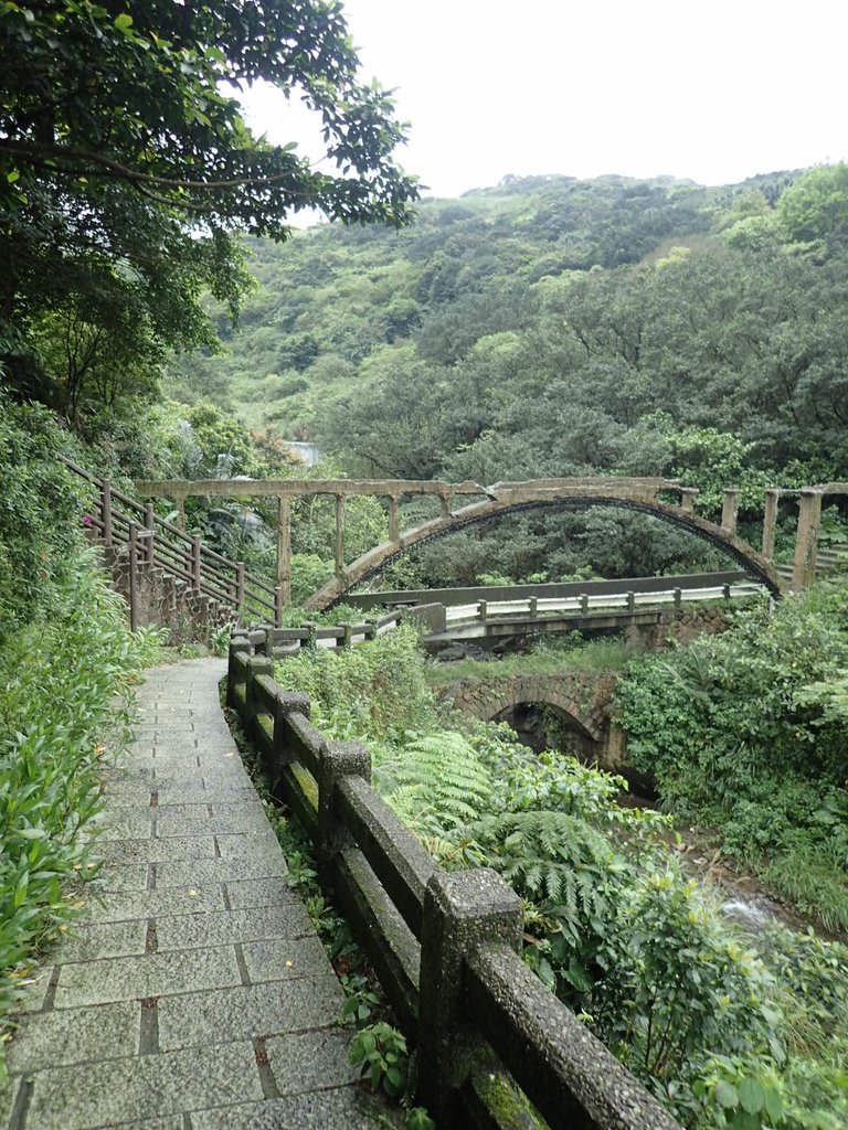 P3240582.JPG - 金瓜石之  外九份溪圳橋