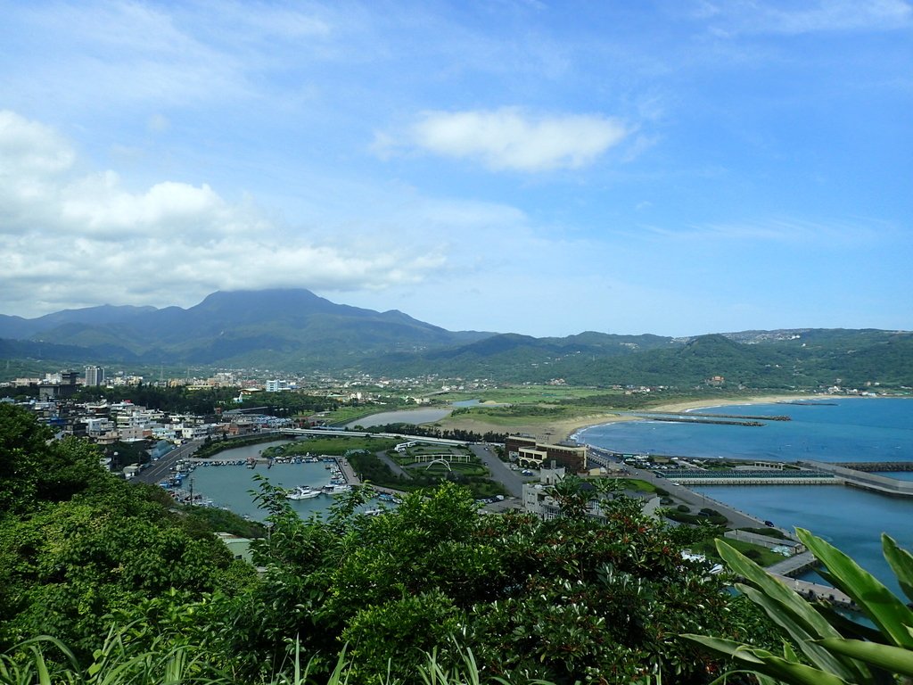 P5056564.JPG - 金山  燭臺雙ˊ峙 神秘海岸