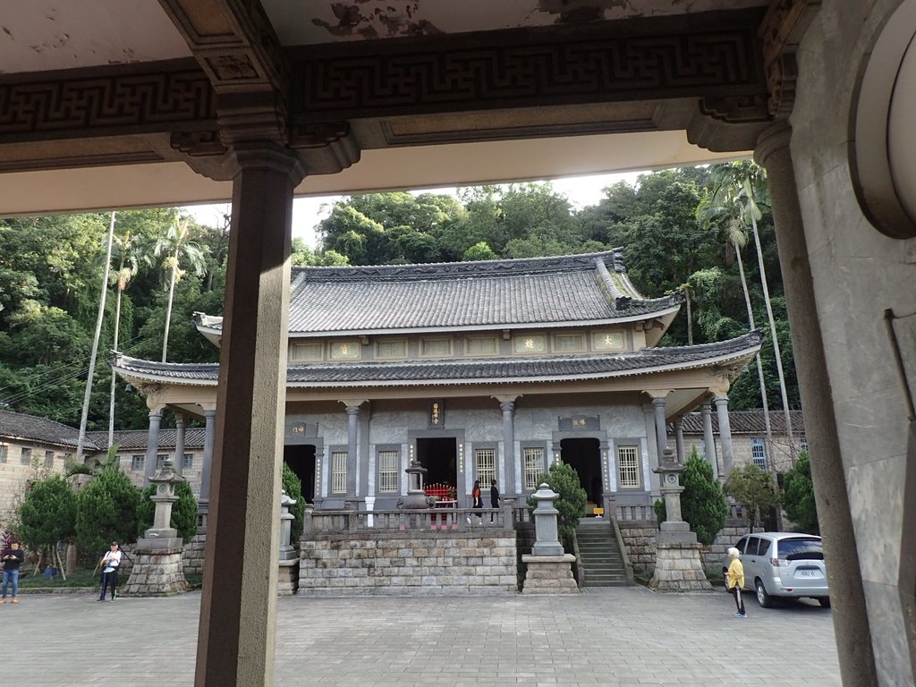 PB300489.JPG - 中和  圓通禪寺  建築之美