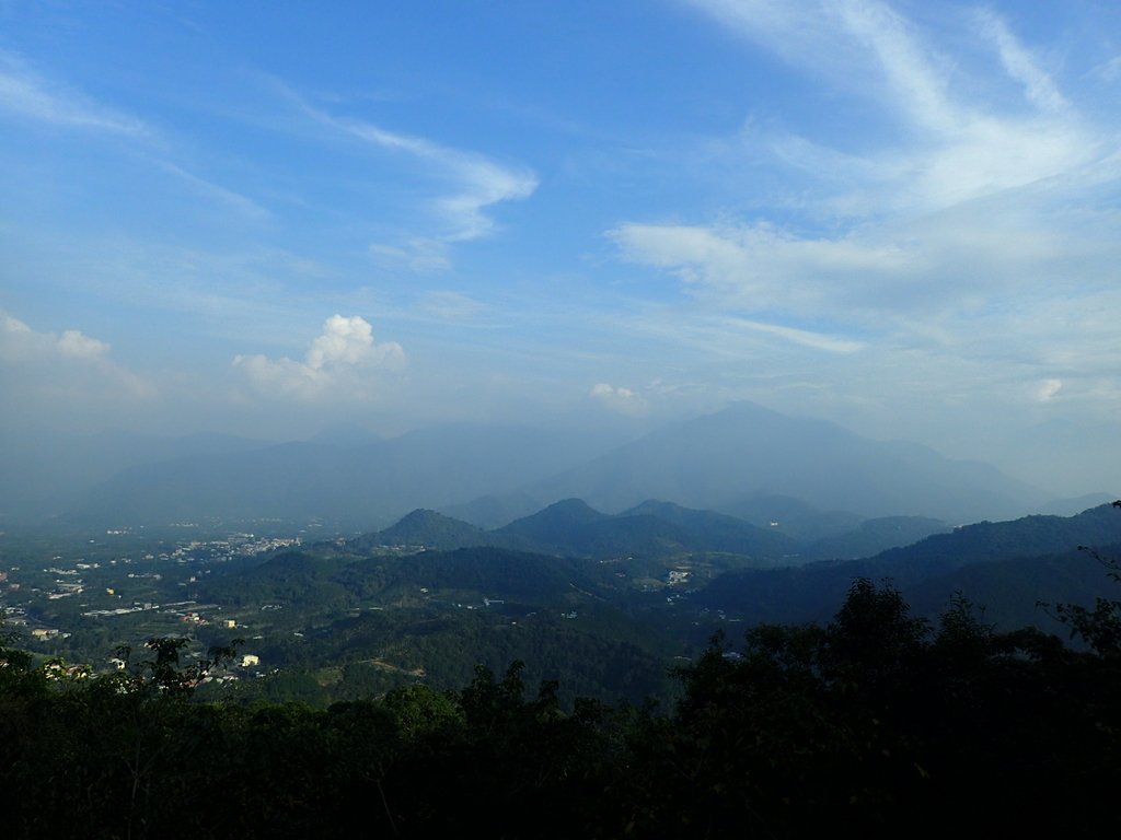 PA282169.JPG - 魚池  金龍山  (槌子寮山)