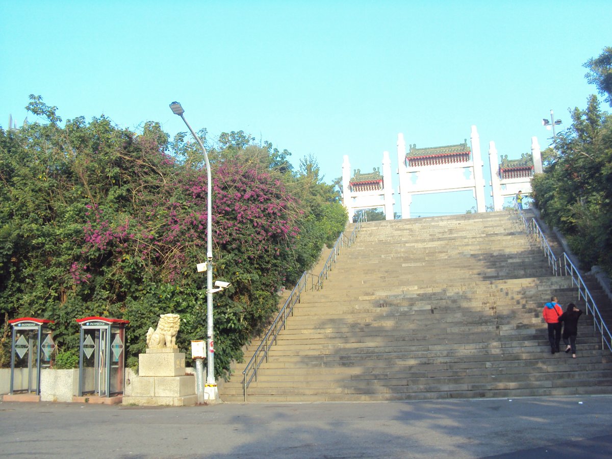 DSC05408.JPG - 高雄神社遺跡  (忠烈祠)