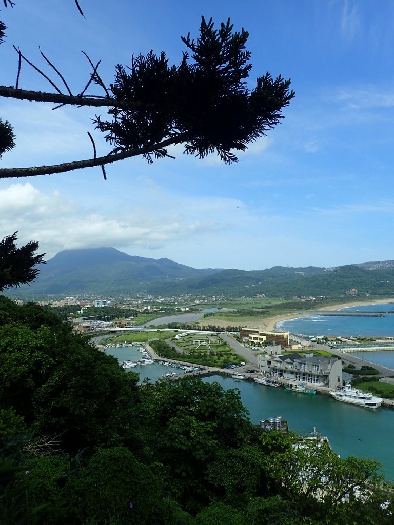 P5056558.JPG - 金山  燭臺雙ˊ峙 神秘海岸