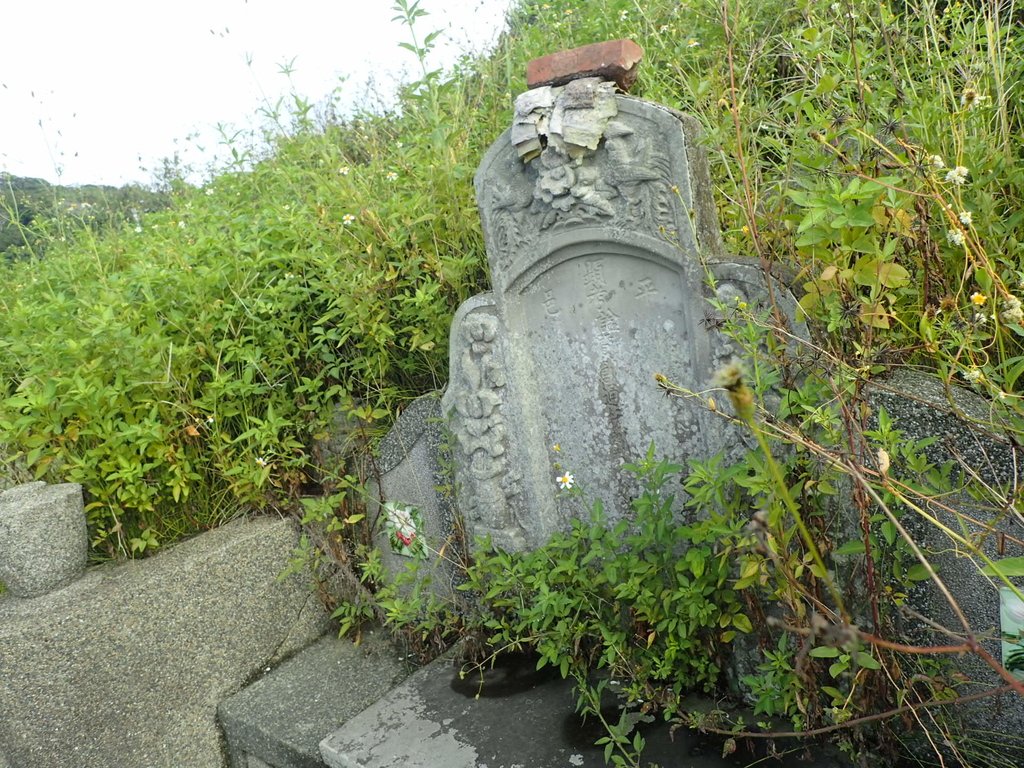 P8227156.JPG - 公館  尖山村  劉質創墓