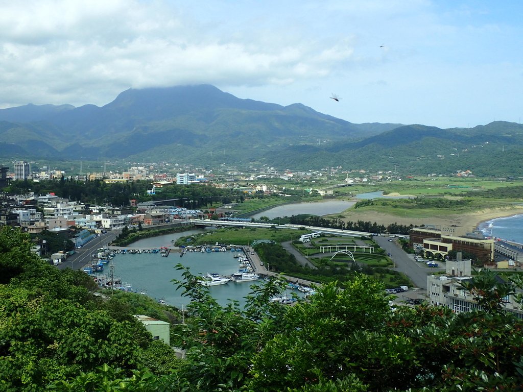 P5056566.JPG - 金山  燭臺雙ˊ峙 神秘海岸