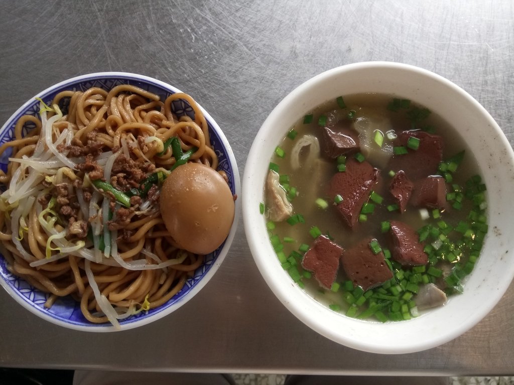 DSC_0966.JPG - 台中  街路隨拍  (39)