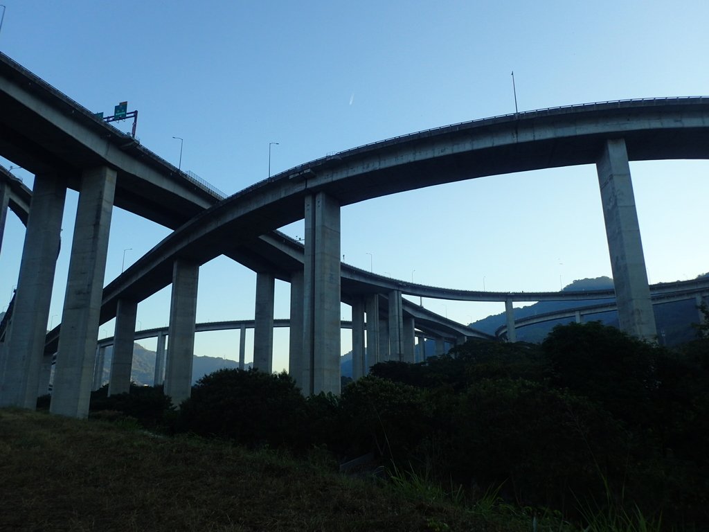 PB224890.JPG - 國姓  橋聳雲天