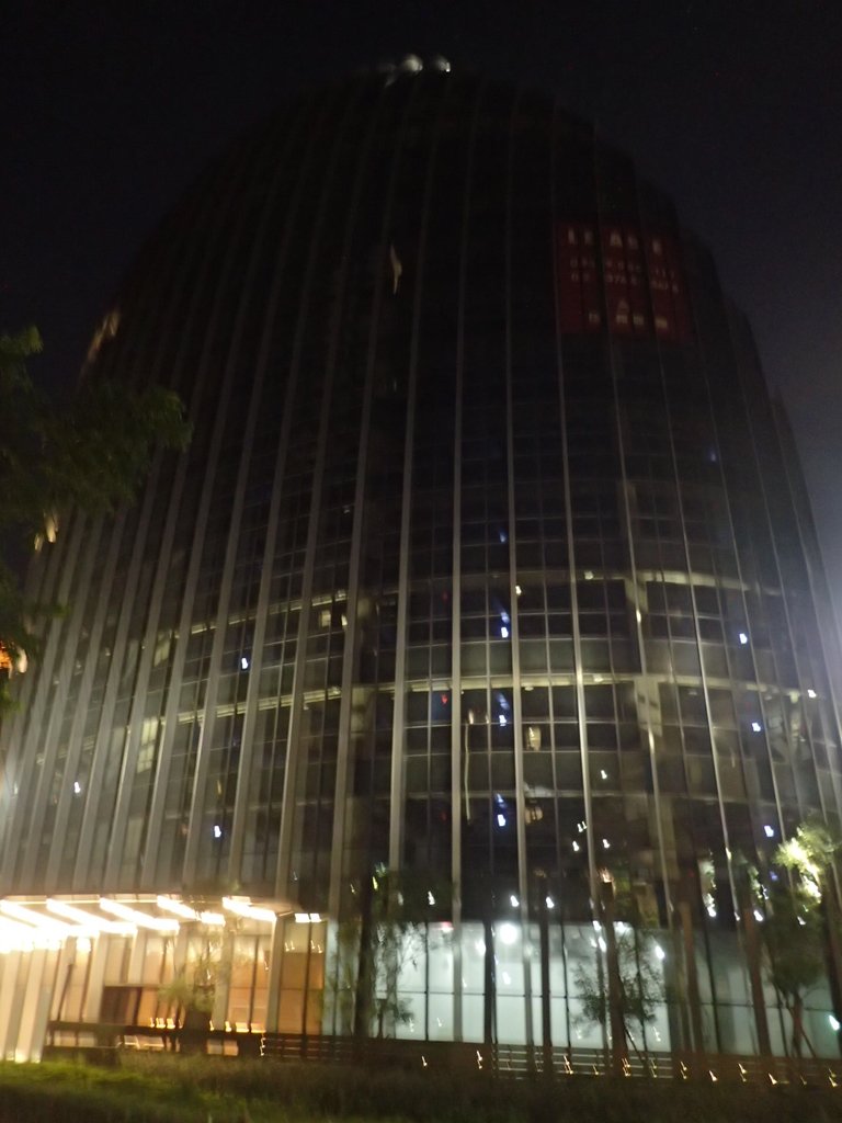 PB169324.JPG - 南港經貿園區之  夜色璀璨  (03)