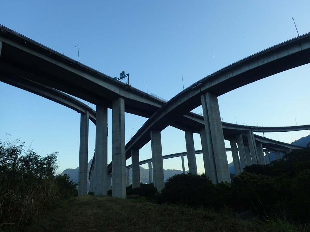 PB224892.JPG - 國姓  橋聳雲天