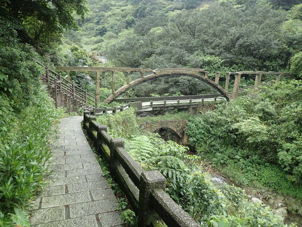 P3240581.JPG - 金瓜石之  外九份溪圳橋