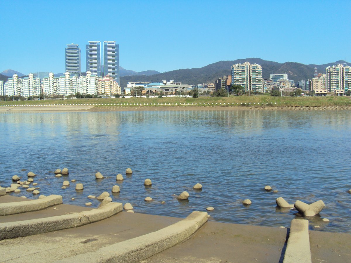 DSC03699.JPG - 松山  觀山河濱公園