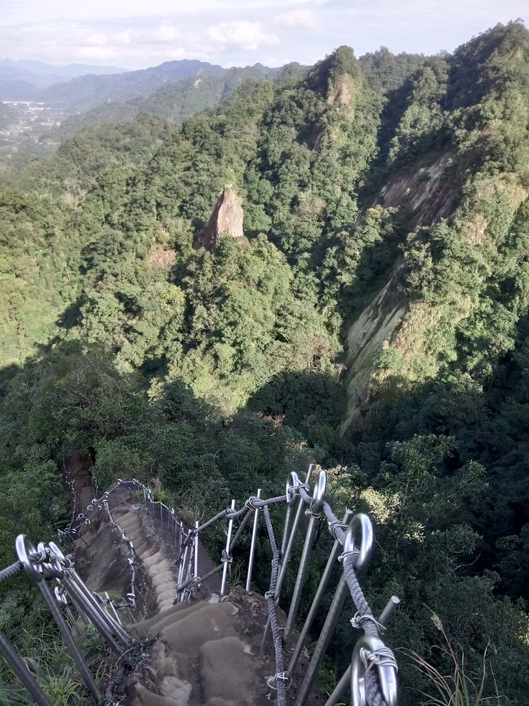 DSC_2228.JPG - 再訪---  平溪  孝子山登山步道