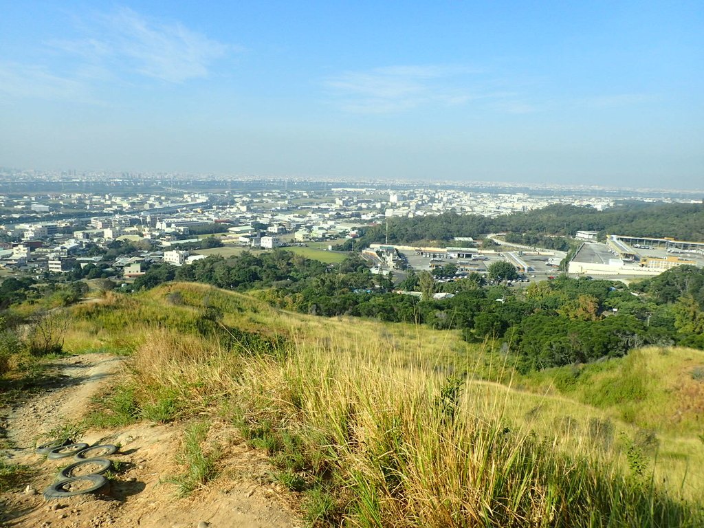 PA282014.JPG - 烏日  學田山登山步道