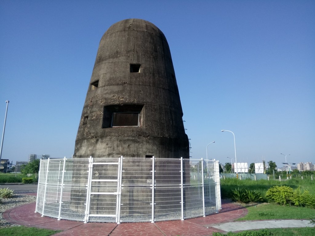 DSC_0911.JPG - 水湳  原日軍台中飛行場  機槍堡