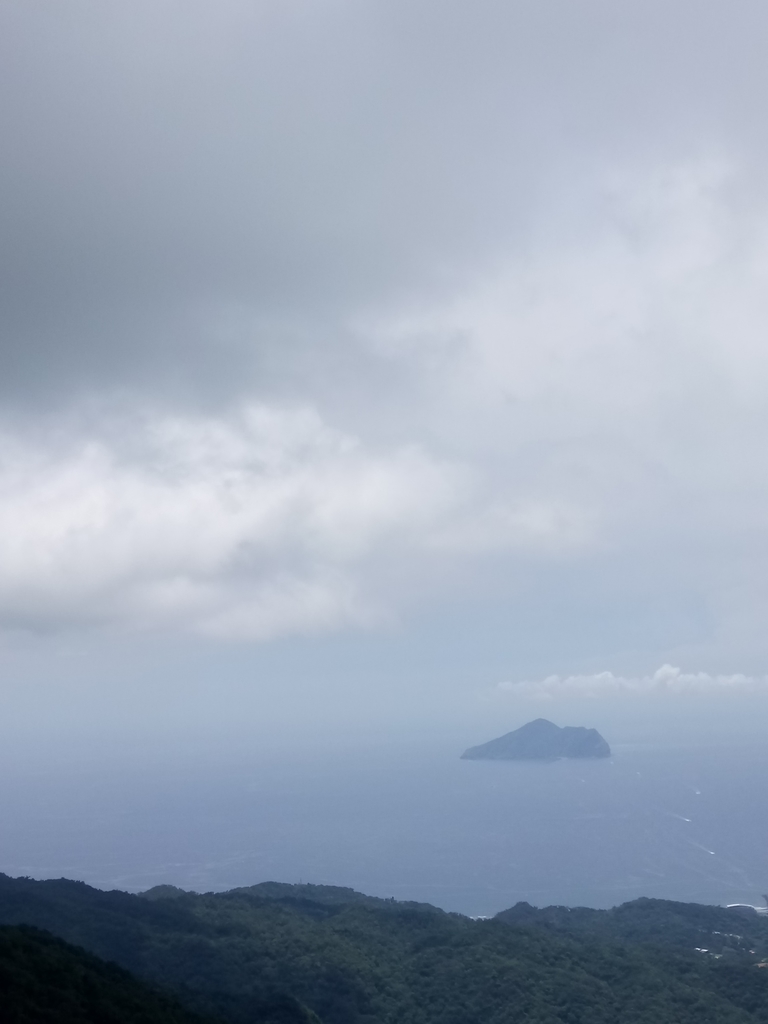 DSC_4637.JPG - 登  頭城  鶯子嶺山  (未竟)