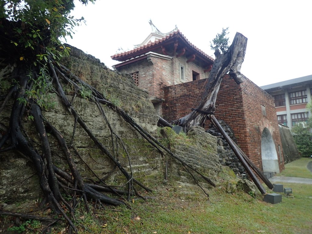 PB074451.JPG - 台灣府城城垣之  小西門