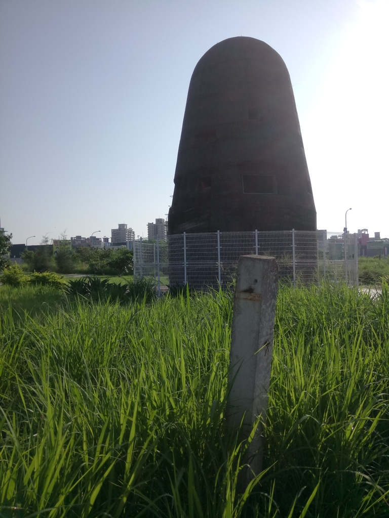 DSC_0913.JPG - 水湳  原日軍台中飛行場  機槍堡