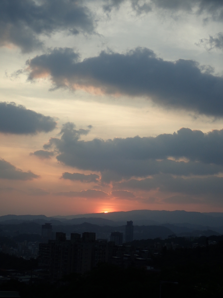 P9309312.JPG - 基隆  圓窗領夕照