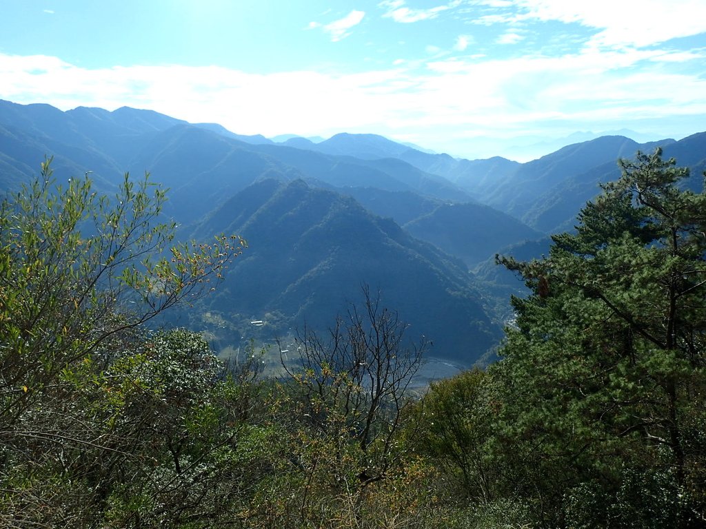 PC282548.JPG - 谷關七雄之  東卯山