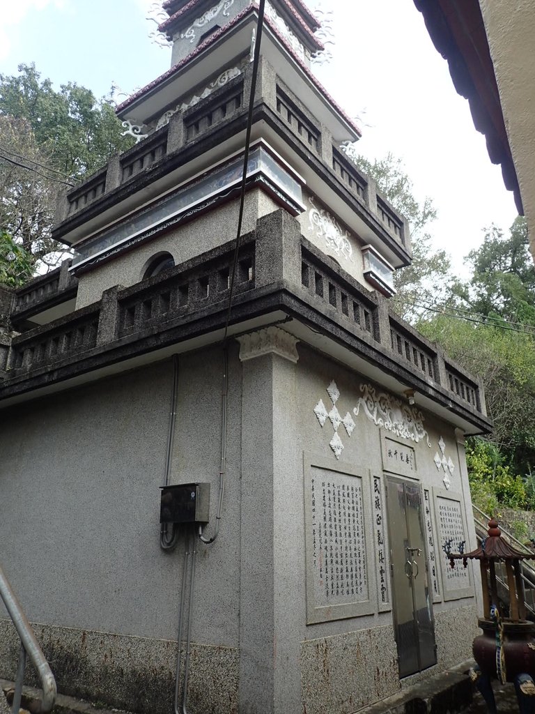 PA064521.JPG - 大湖  義民廟  昭忠祠