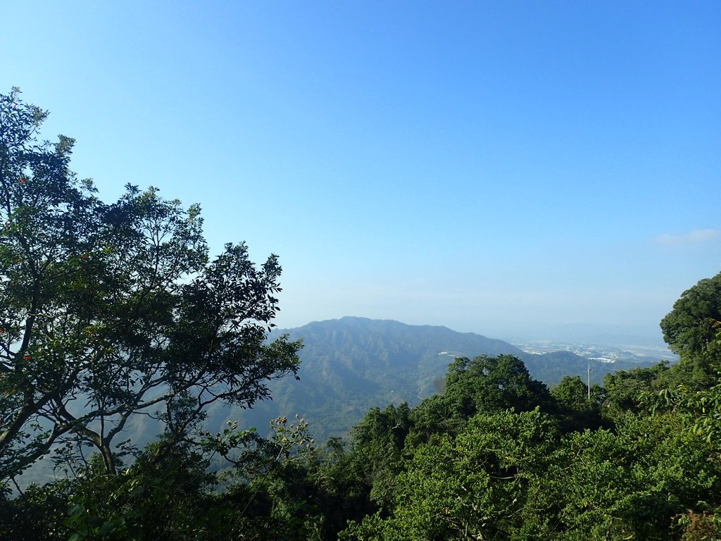 P2276000.JPG - 太平  暗影山(酒桶山)