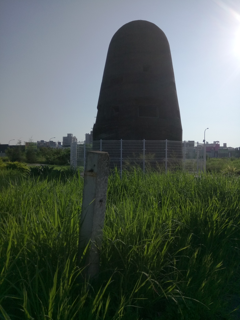 DSC_0916.JPG - 水湳  原日軍台中飛行場  機槍堡