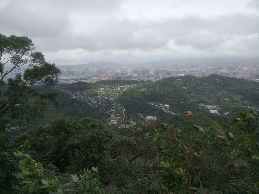 DSC_5305.JPG - 中和  南勢角山  (烘爐地)