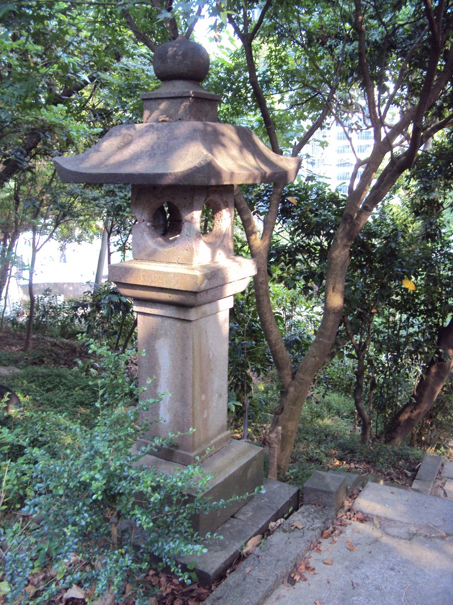 DSC07853.JPG - 基隆  顏氏奉安塔