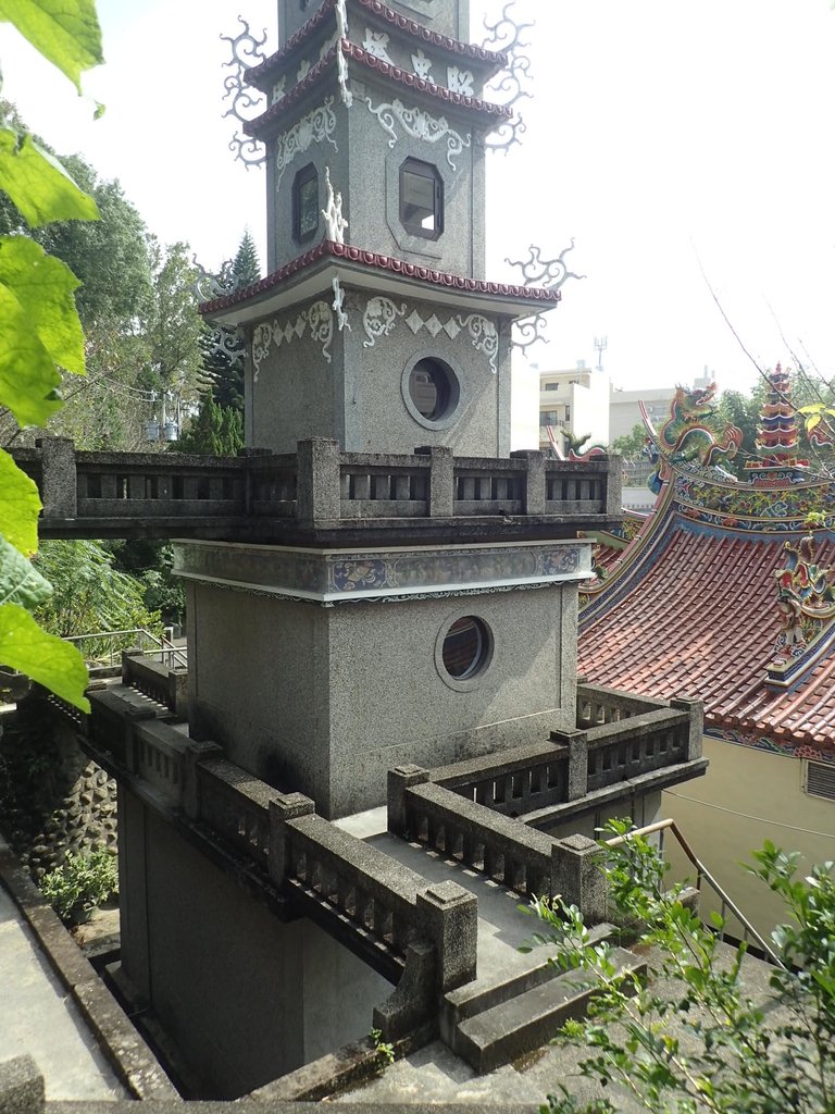 PA064533.JPG - 大湖  義民廟  昭忠祠