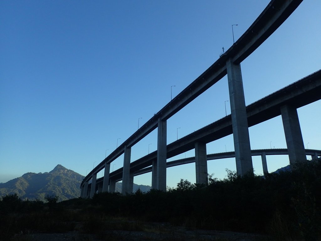 PB224942.JPG - 國姓  橋聳雲天