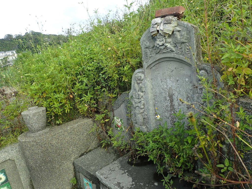 P8227158.JPG - 公館  尖山村  劉質創墓