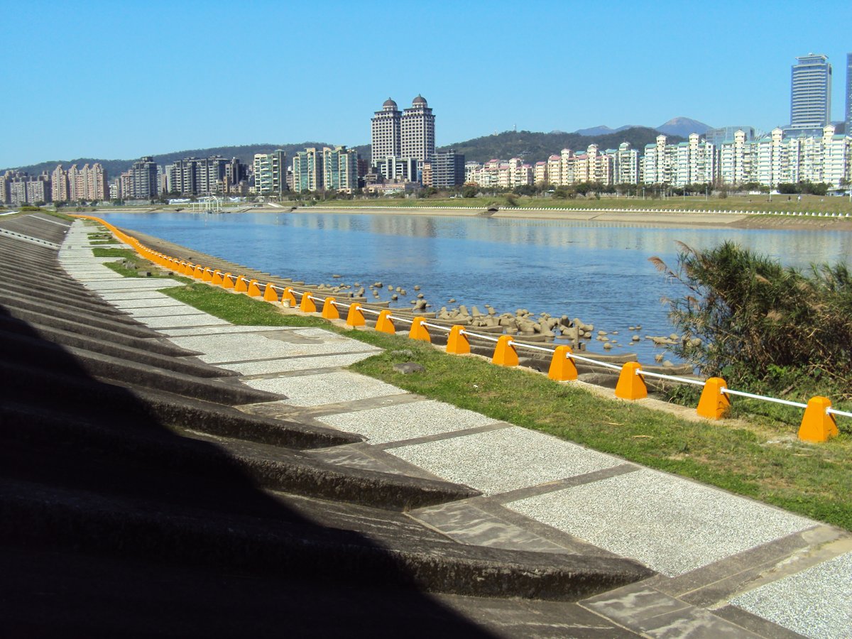 DSC03697.JPG - 松山  觀山河濱公園