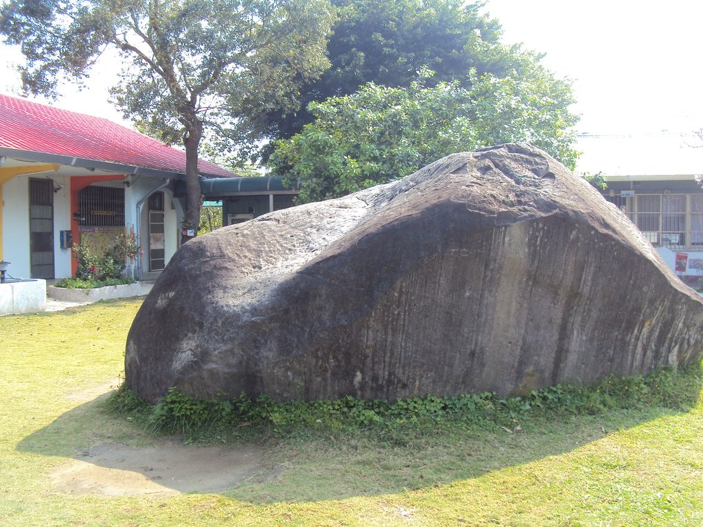 DSC08844.JPG - 關渡  埔頂  媽祖石