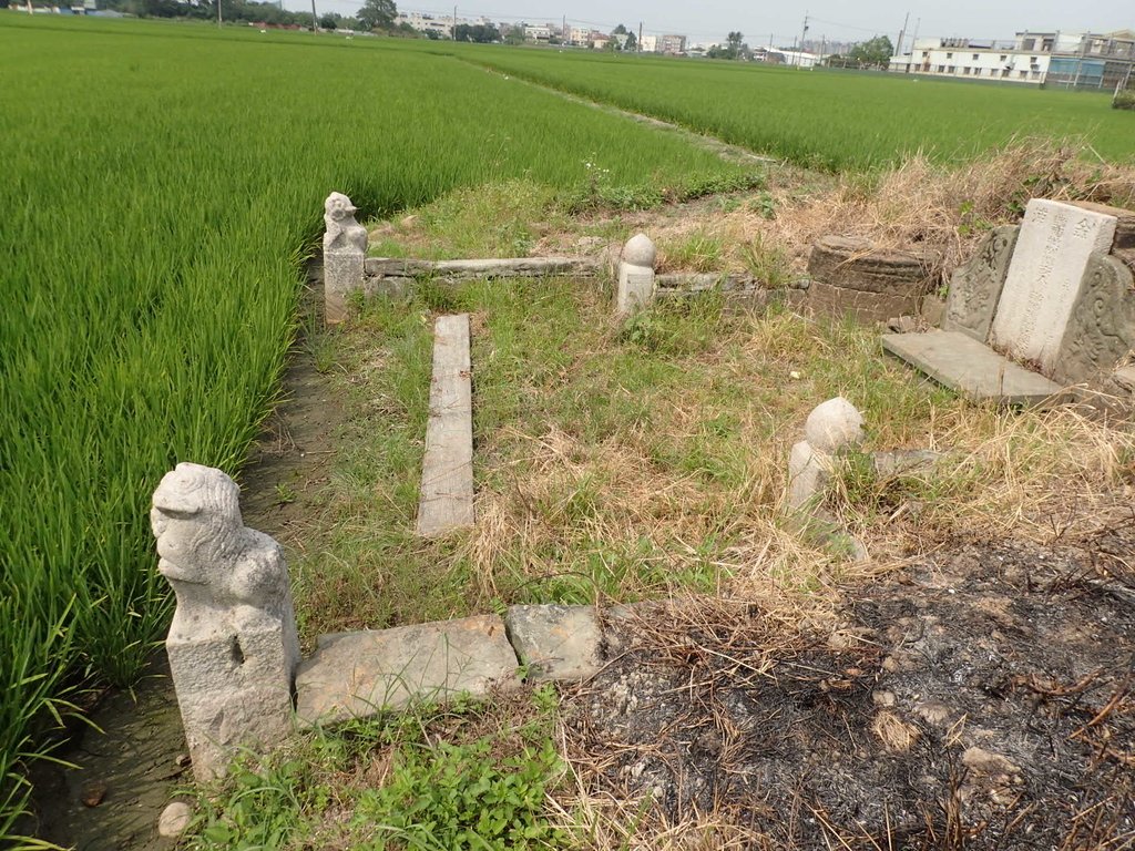 嘉義  海口寮  承德郎  張仕祚墓