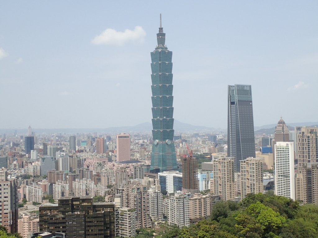 P3250814.JPG - 夏日  小登象山