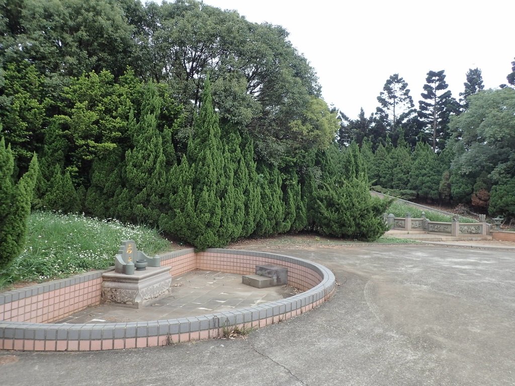 PB125890.JPG - 平鎮  東勢  葉媽姚婆太墓園